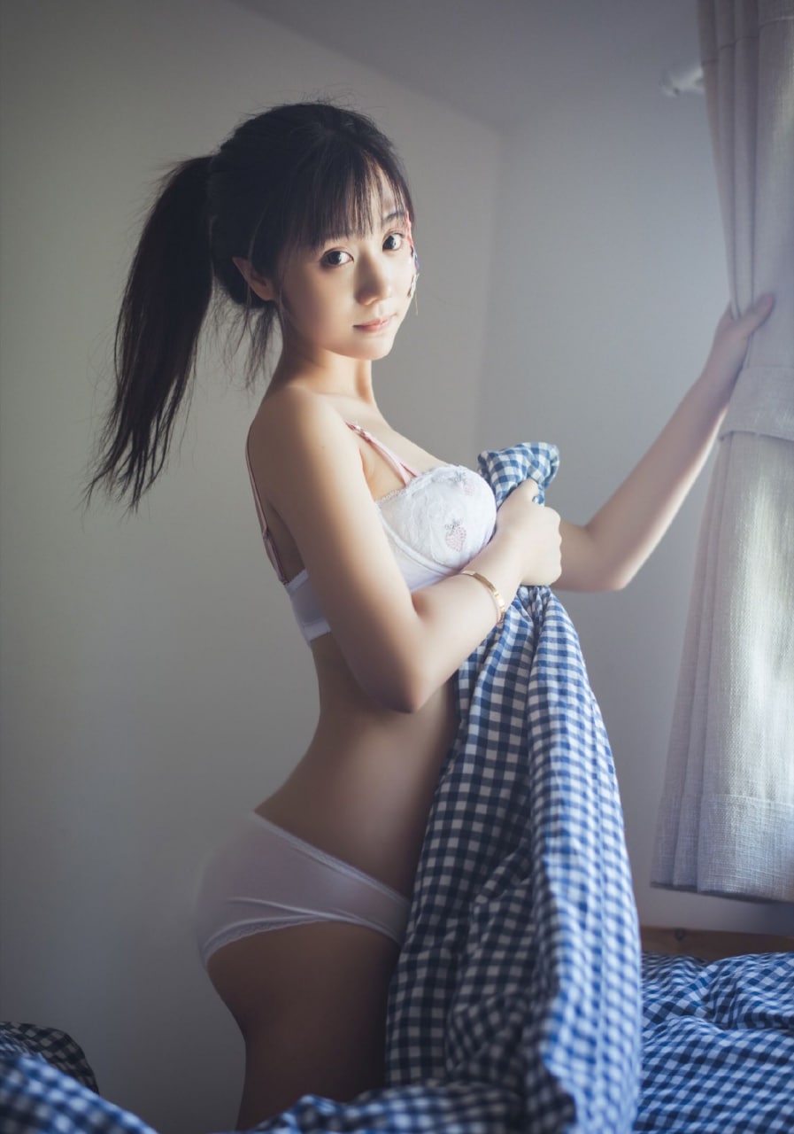 波多野結(jié)衣av一區(qū)二區(qū)全免費觀看