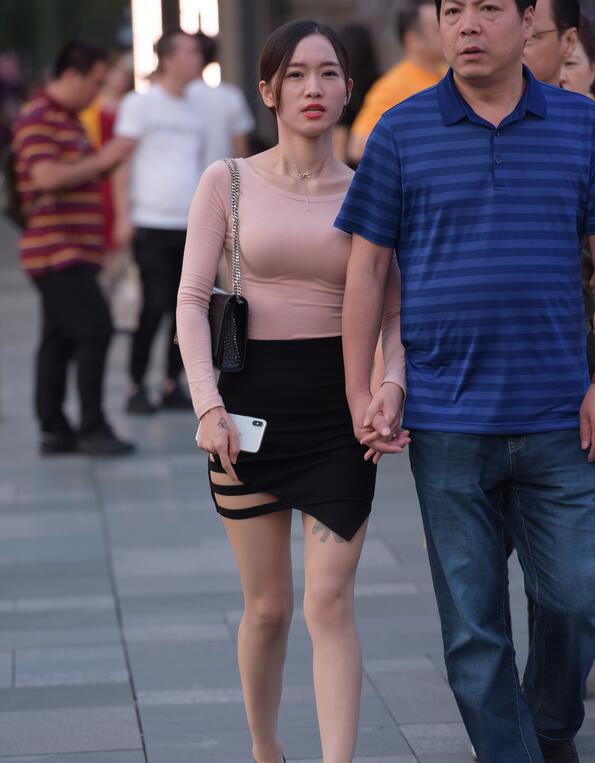 國產11一12周歲女毛片