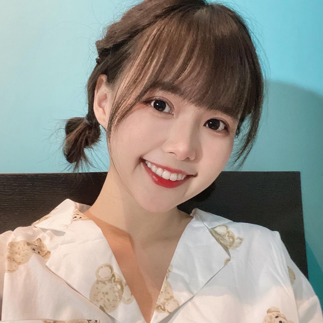 夜夜擼圖片
